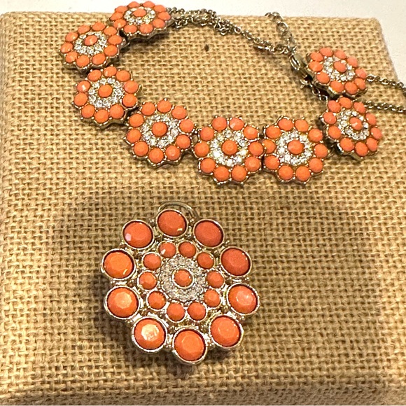 Premier Designs Statement Necklace jeweled w/ removable pendant ( pin/ brooch) - Picture 9 of 15